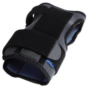 Dynastab Dual with antibacterial-treated 3D knit and moisture wicking with stabilization strap.
